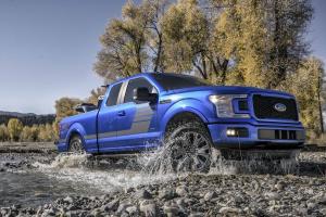 Ford F-150 XLT SuperCrew Special Edition Package 2017 года